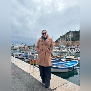 Meet your Posher, Jenna